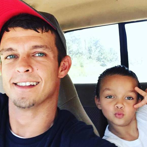 Meet your Posher, Travis - Picture 1 of 1